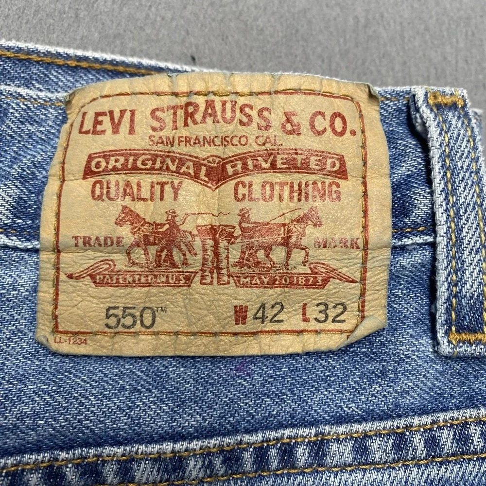 Vintage Levis 550 Jeans‎ Mens 42x32 Light Blue Wash Relaxed Fit Tapered Denim